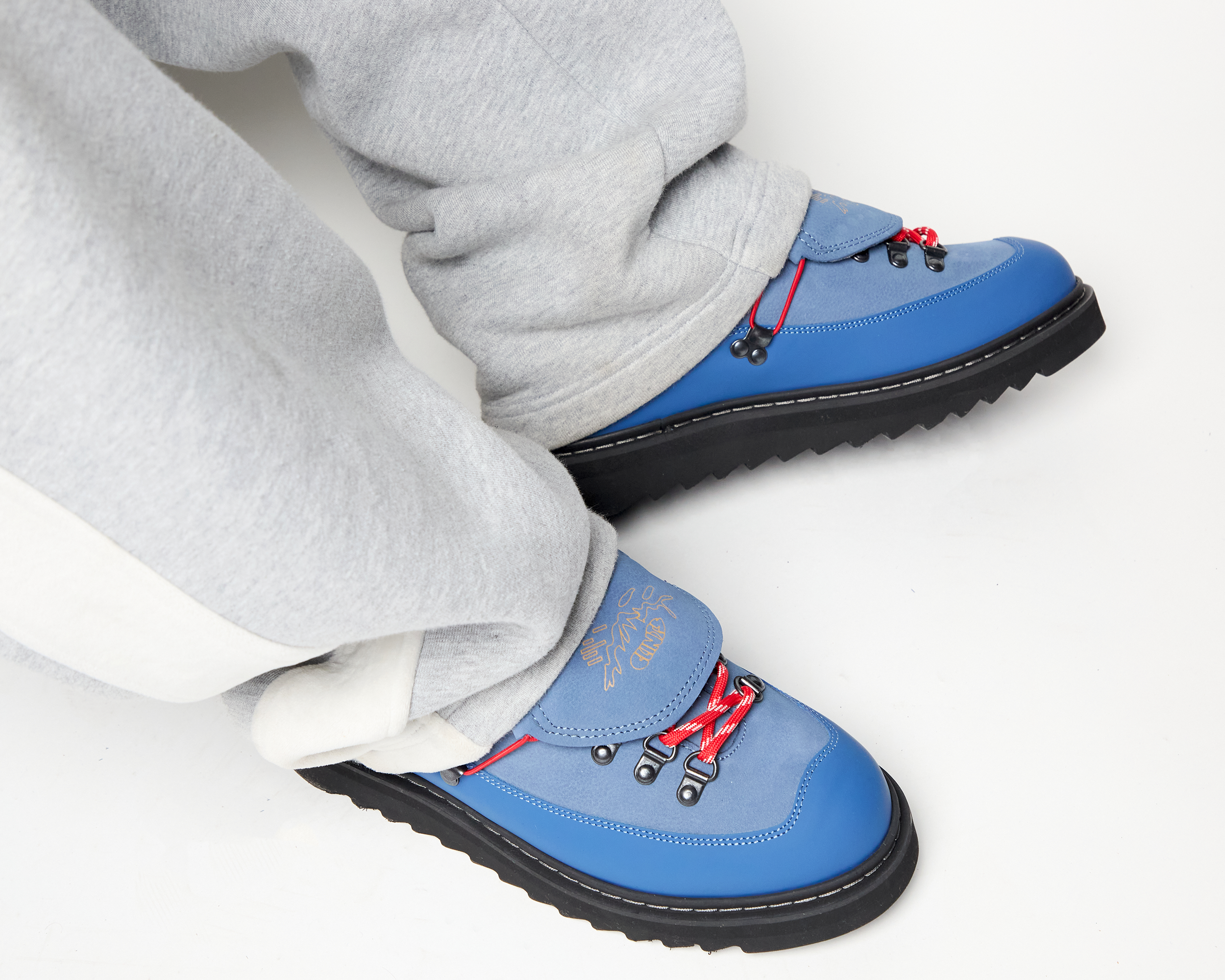 Clints Hikes - Slate Blue