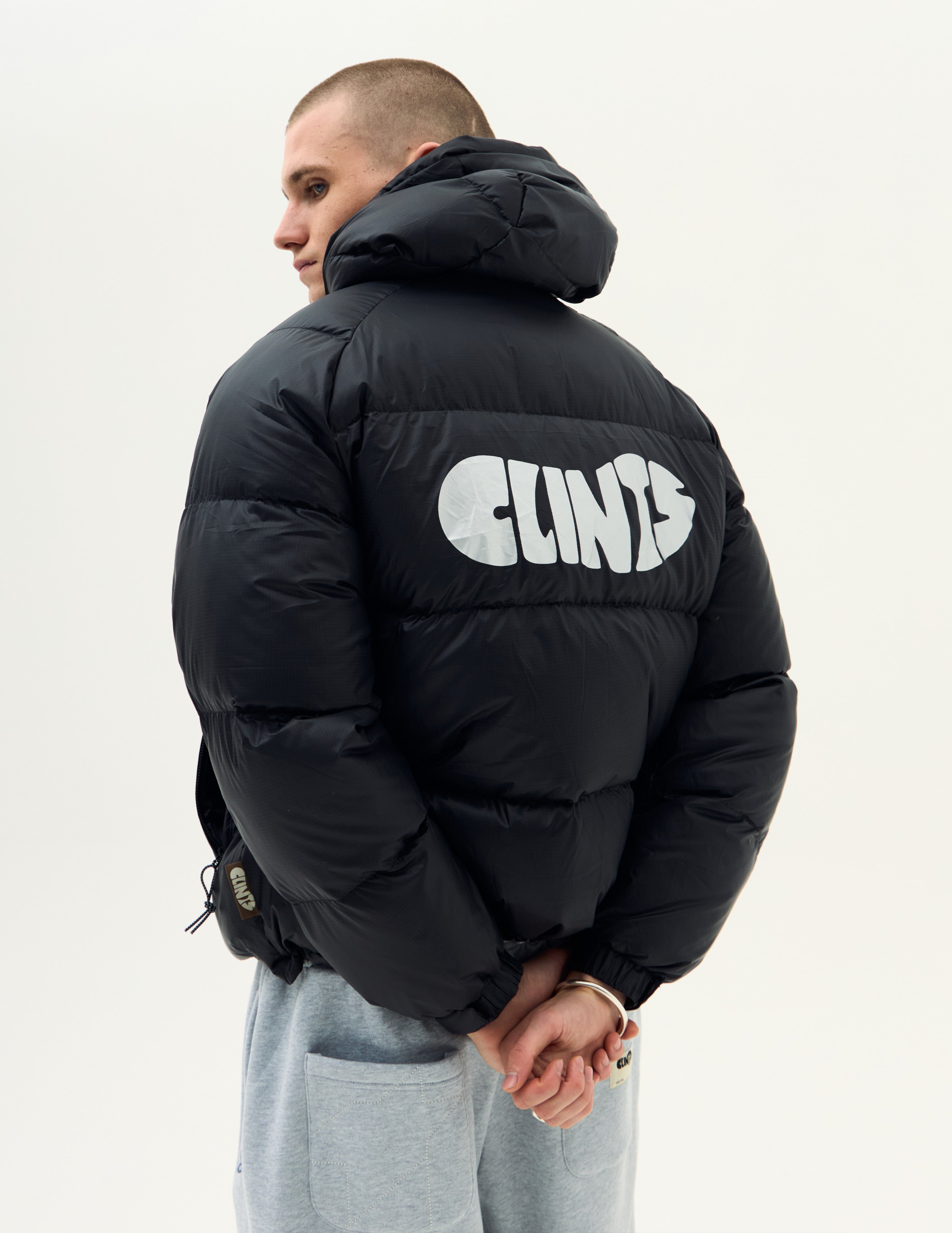 Puffer - Black