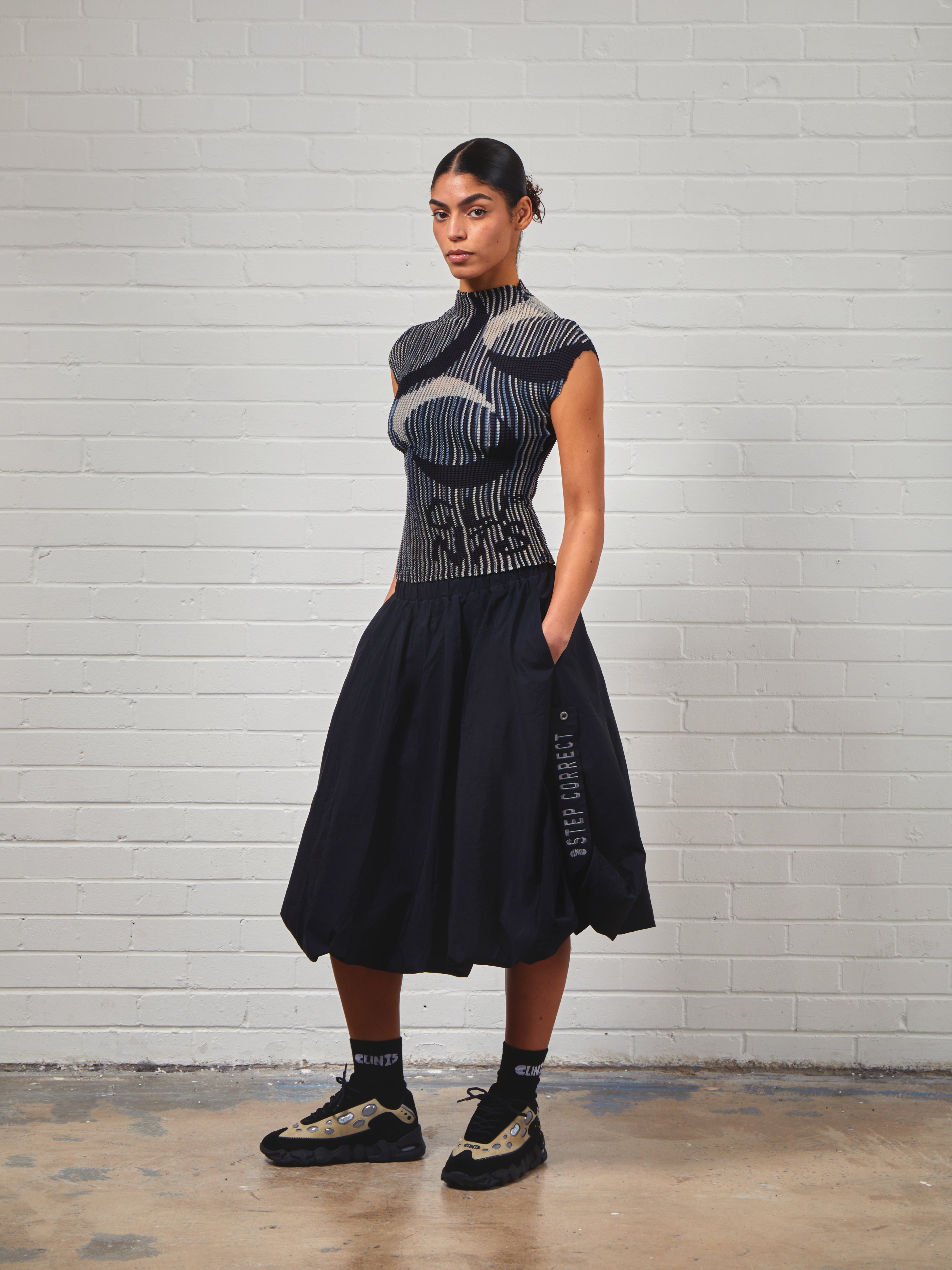 Nylon Balloon Skirt - Black