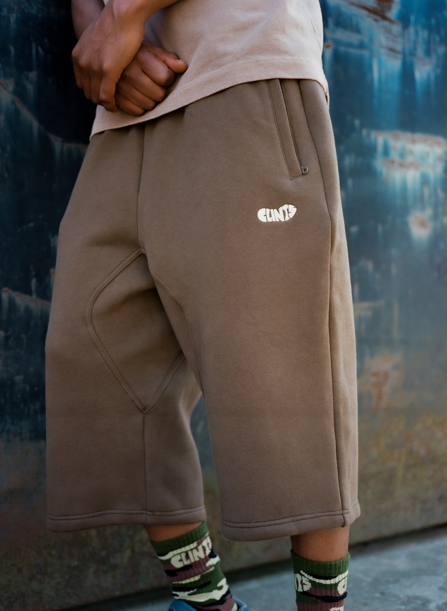 Classic Shorts - Brown