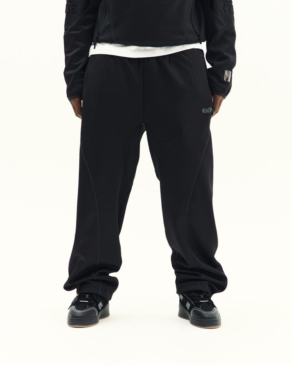 Tek-line Trackpant - Black