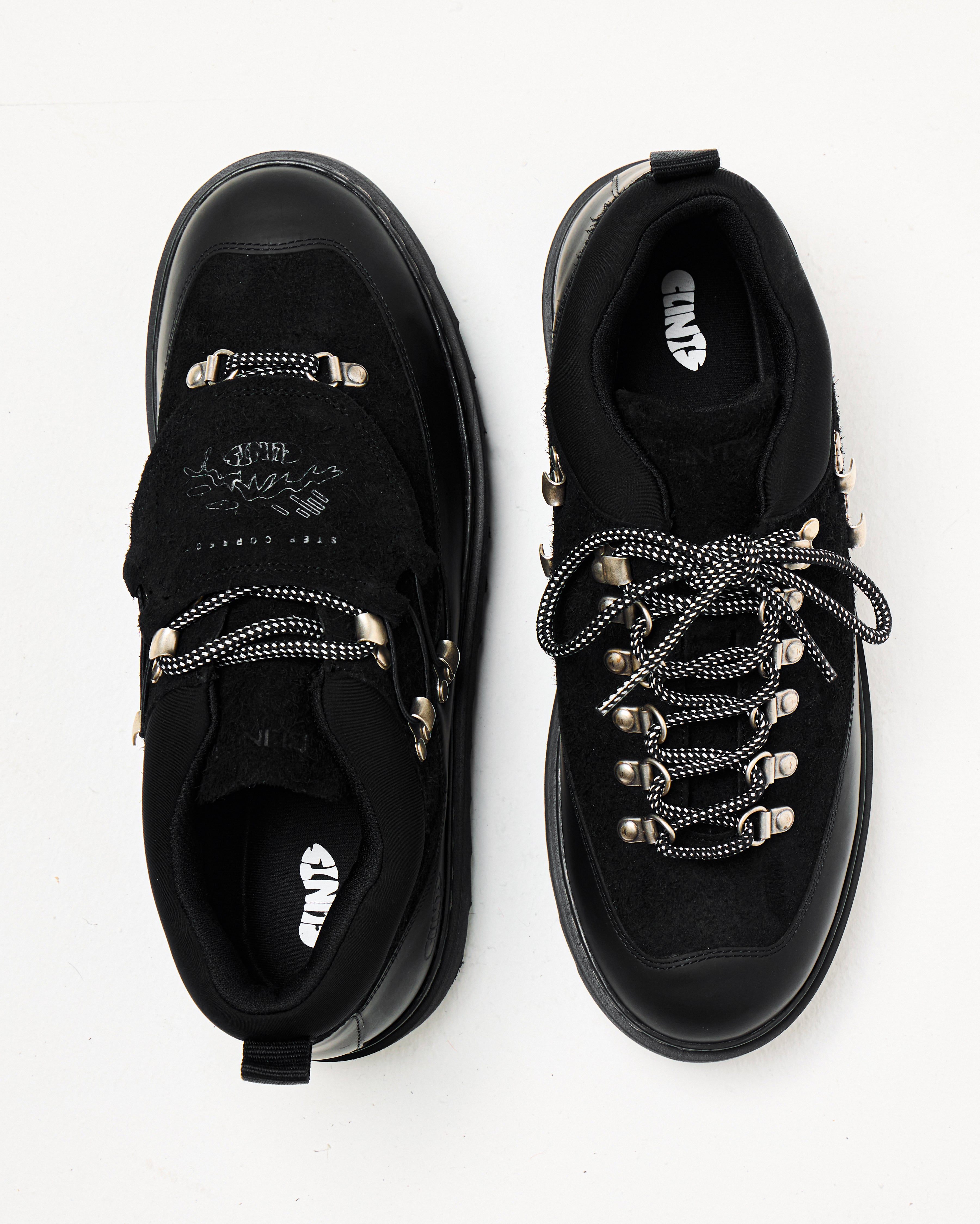Clints Hikes - Black