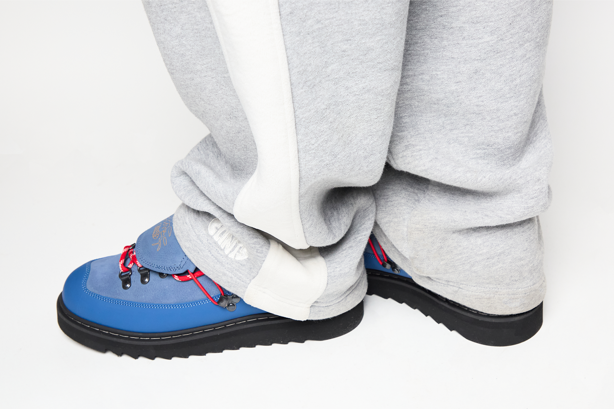 Clints Hikes - Slate Blue