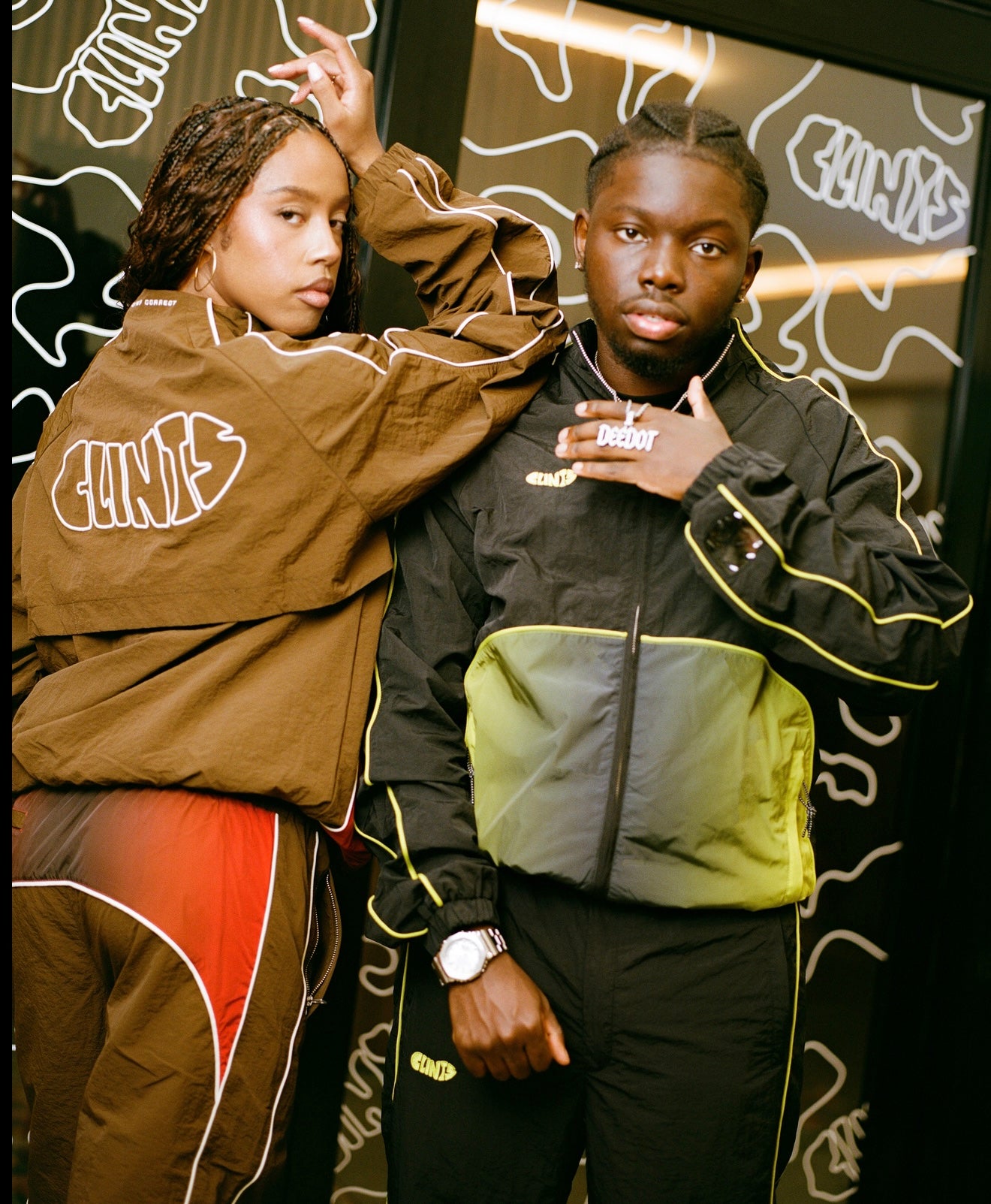 Gradient Mesh Shell Jacket - Brown