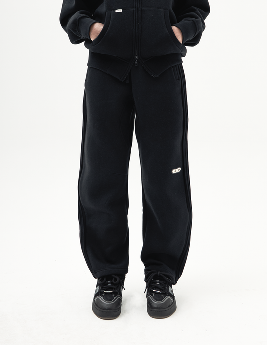 Pintuck Essential Sweatpants - Black