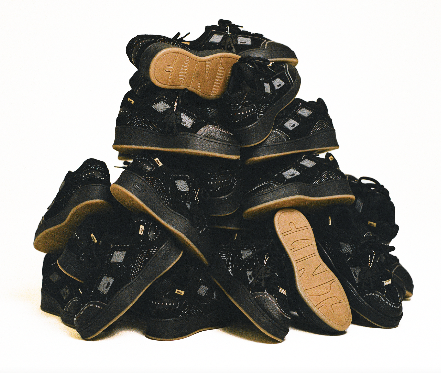 KITA - STASH BLACKS
